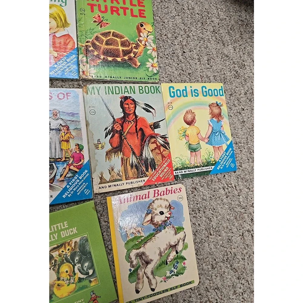 Lot of 18 Vintage Mixed Authors Read Along Hardcover Children's Story Books‎